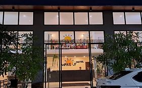 WAKE UP @Lanta Hotel : Cafe
