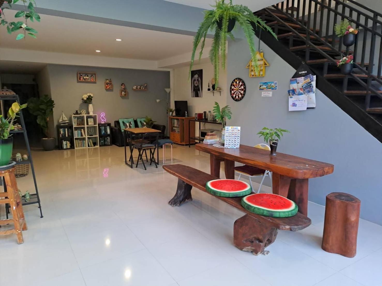 WAKE UP @Lanta Hotel : Cafe Ko Lanta Exterior foto