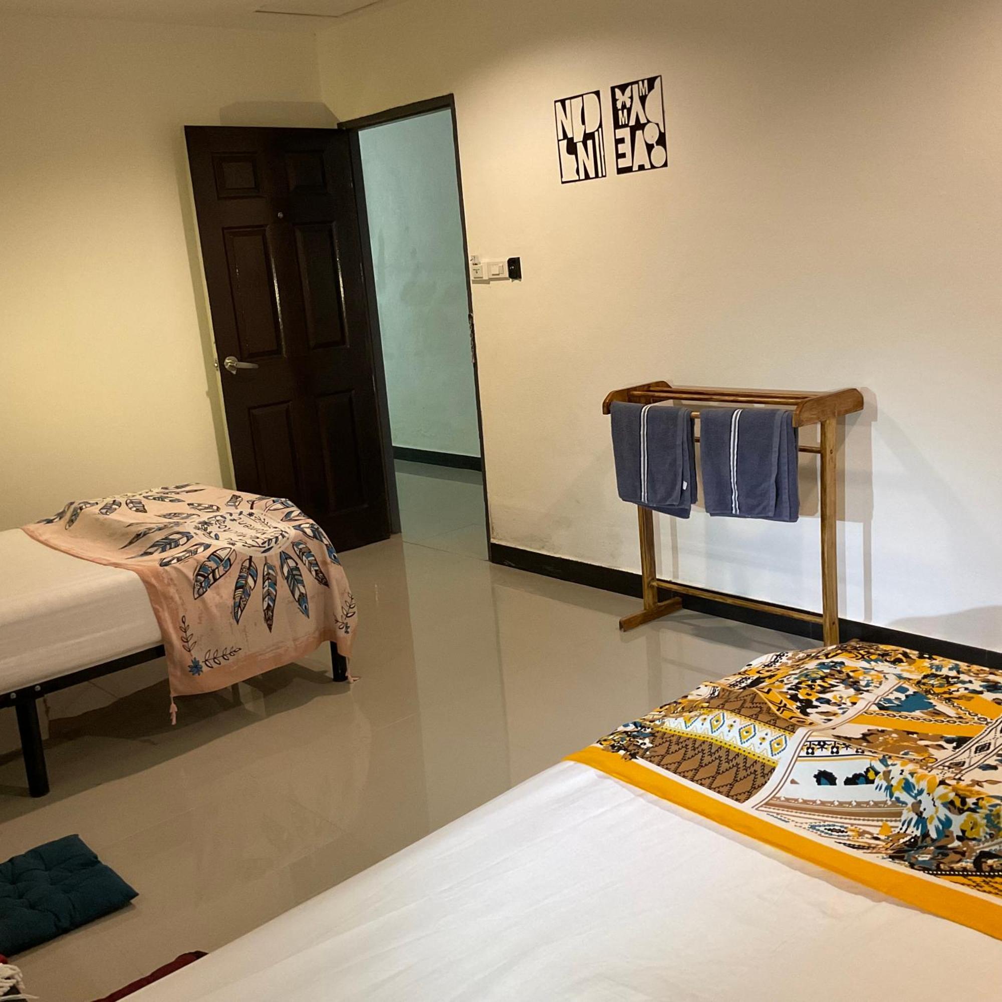 WAKE UP @Lanta Hotel : Cafe Ko Lanta Exterior foto